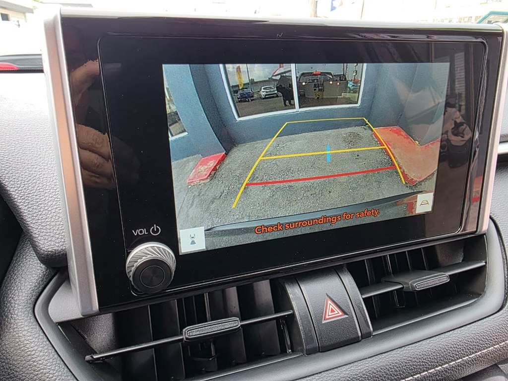 Photo 17 of this TOYOTA RAV4