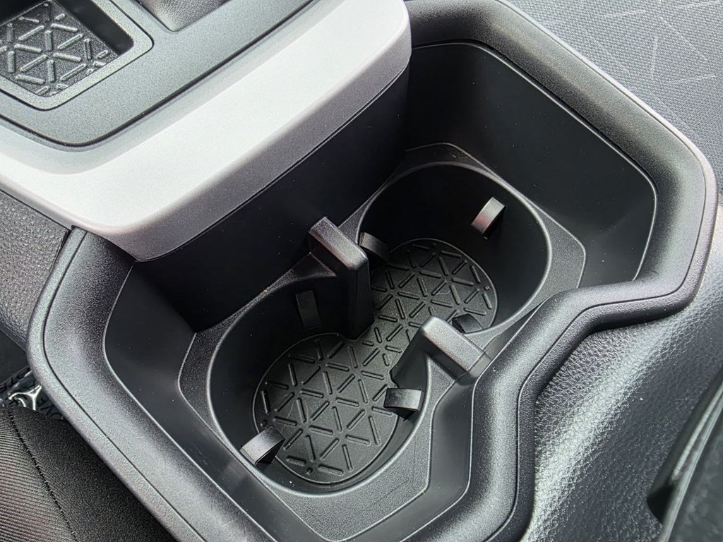 Photo 21 of this TOYOTA RAV4