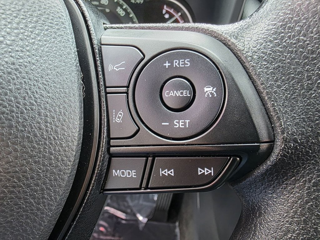 Photo 25 of this TOYOTA RAV4