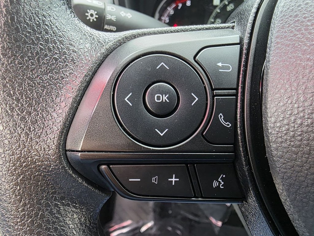 Photo 24 of this TOYOTA RAV4