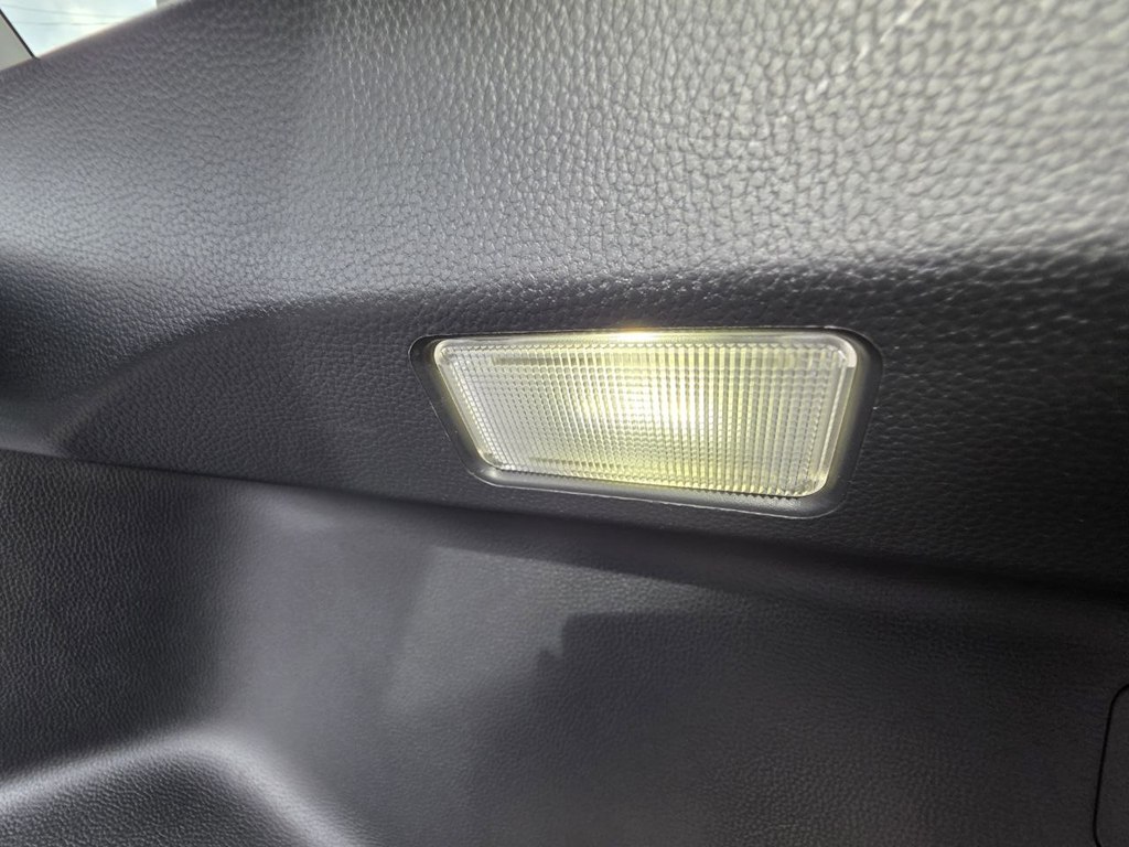 Photo 64 of this TOYOTA RAV4