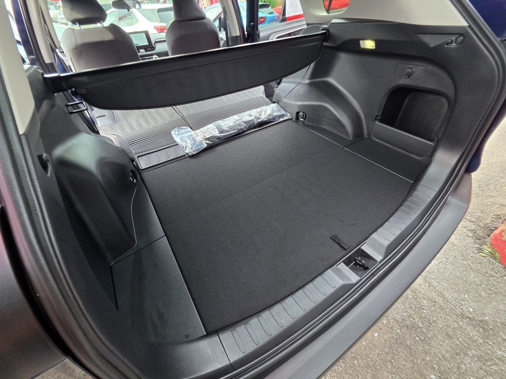 Photo 68 of this TOYOTA RAV4