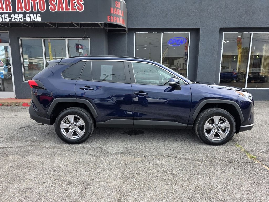 Photo 7 of this TOYOTA RAV4