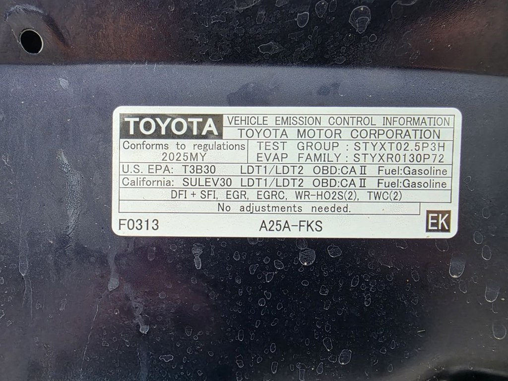 Photo 76 of this TOYOTA RAV4