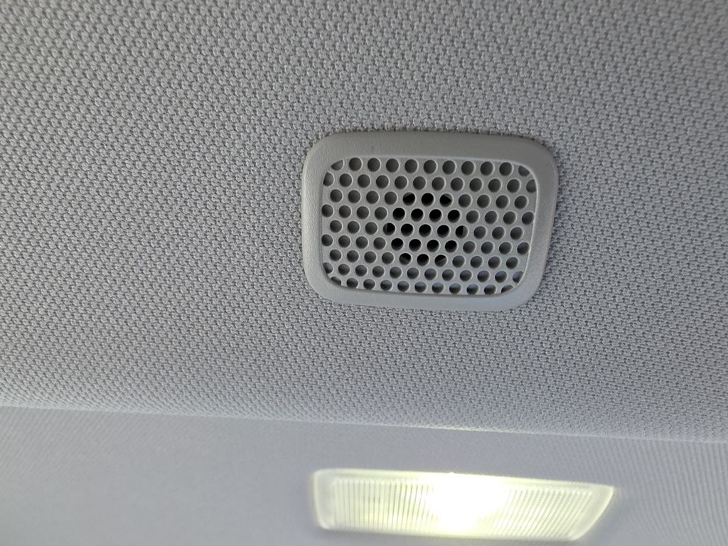 Photo 48 of this TOYOTA RAV4