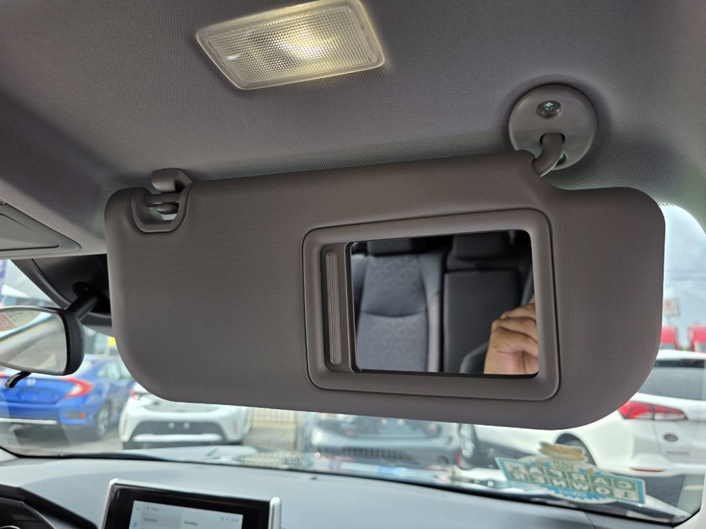 Photo 47 of this TOYOTA RAV4
