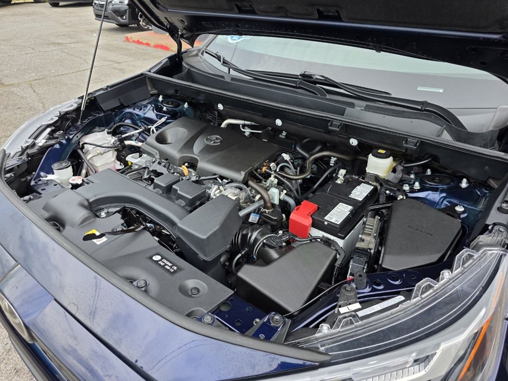 Photo 74 of this TOYOTA RAV4