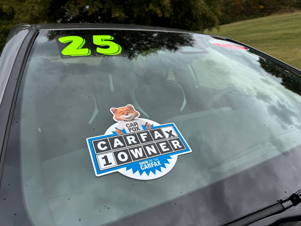 Photo 9 of this TOYOTA CAMRY