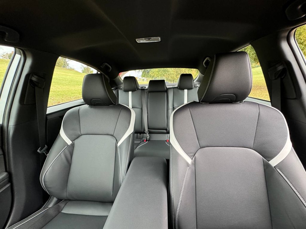 Photo 21 of this TOYOTA CAMRY