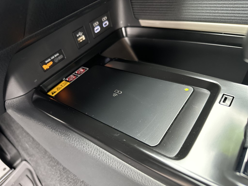Photo 32 of this TOYOTA CAMRY