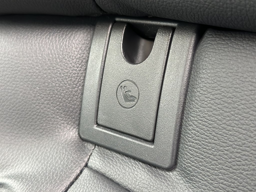 Photo 40 of this TOYOTA CAMRY