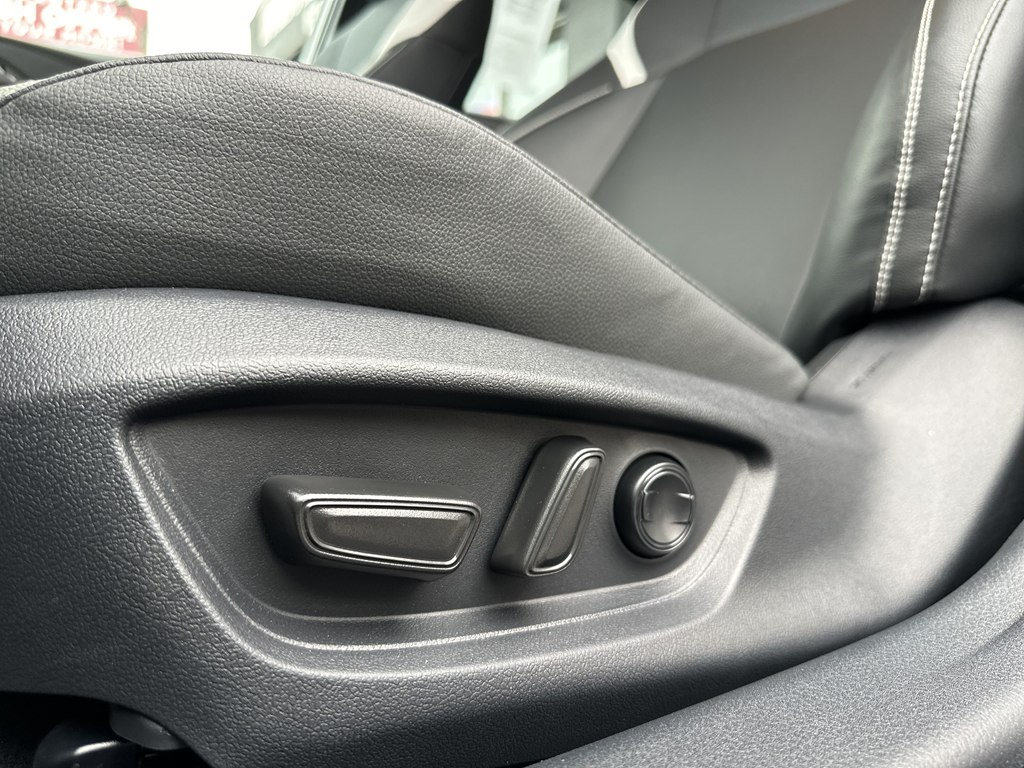 Photo 17 of this TOYOTA CAMRY