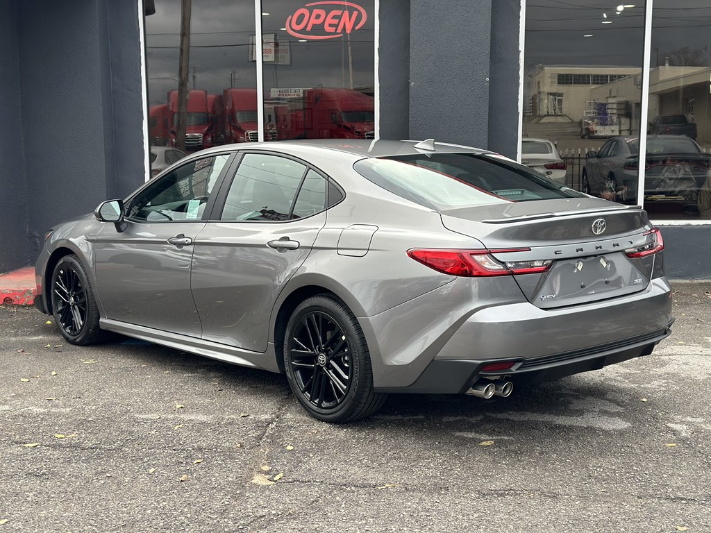 Photo 4 of this TOYOTA CAMRY