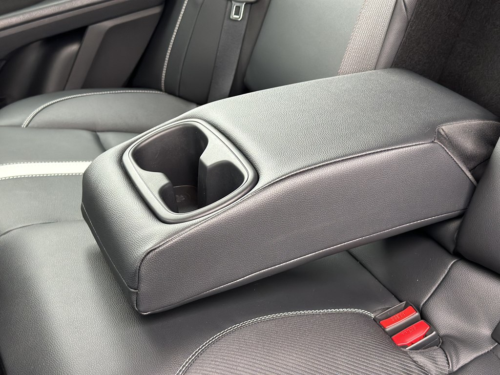 Photo 37 of this TOYOTA CAMRY