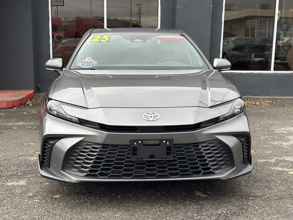 Photo 9 of this TOYOTA CAMRY