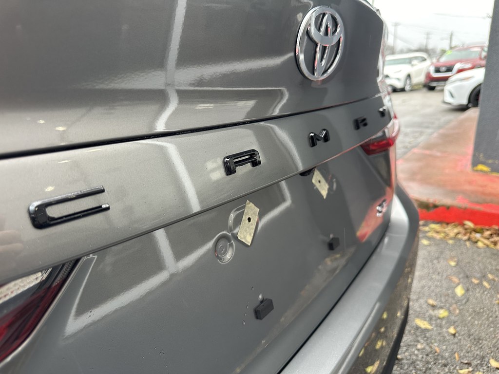 Photo 51 of this TOYOTA CAMRY