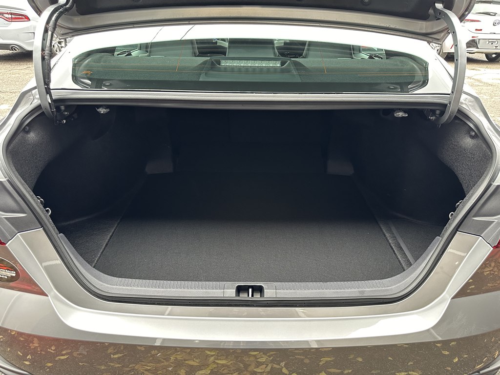Photo 42 of this TOYOTA CAMRY