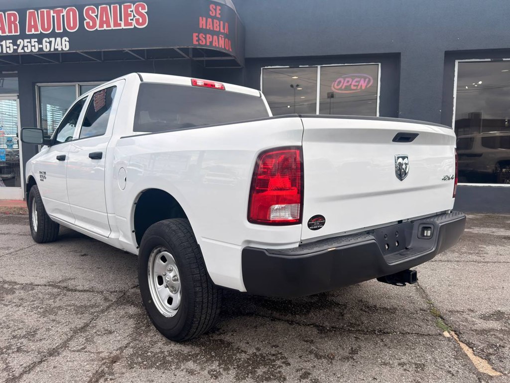 Photo 4 of this RAM 1500 CLASSIC