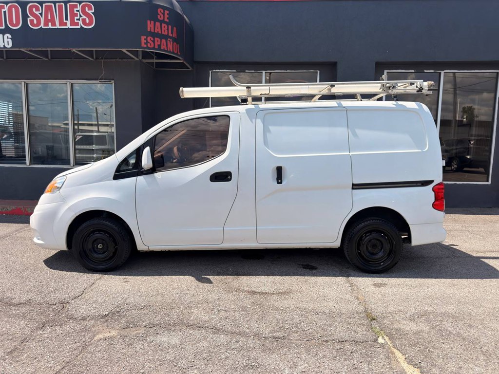 Photo 3 of this NISSAN NV200