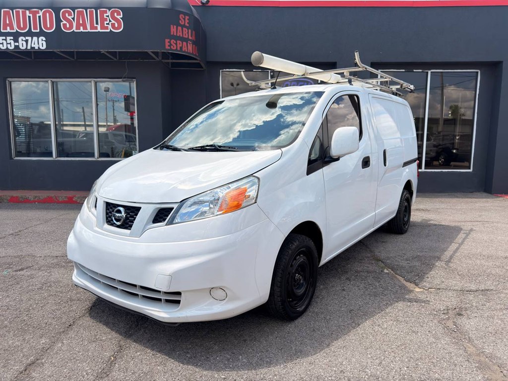 Photo 2 of this NISSAN NV200