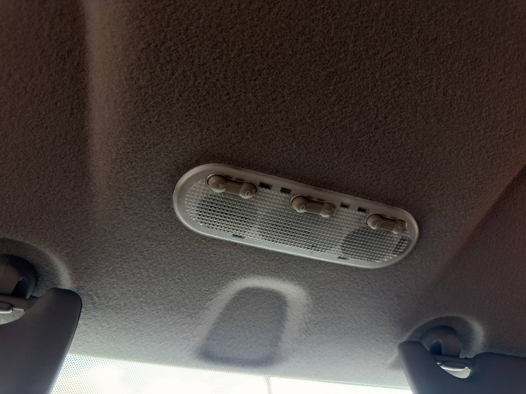 Photo 31 of this NISSAN NV200