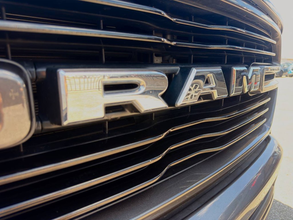 Photo 52 of this RAM 1500