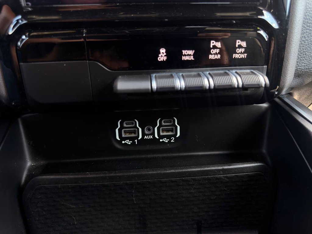 Photo 17 of this RAM 1500
