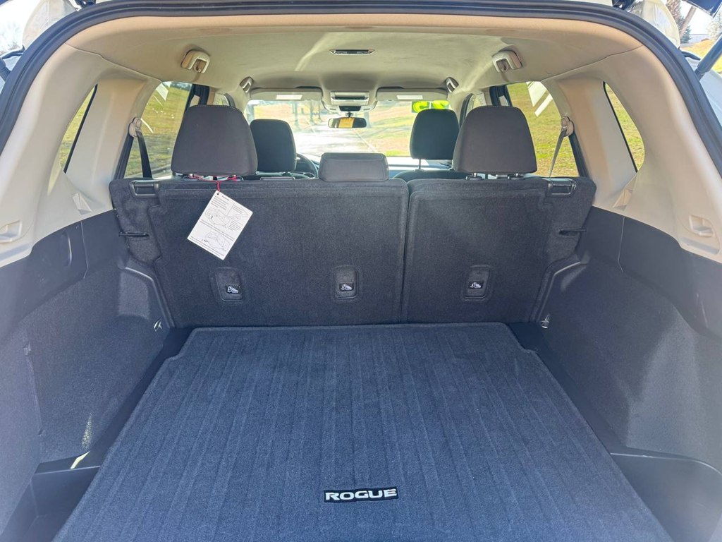 Photo 20 of this NISSAN ROGUE
