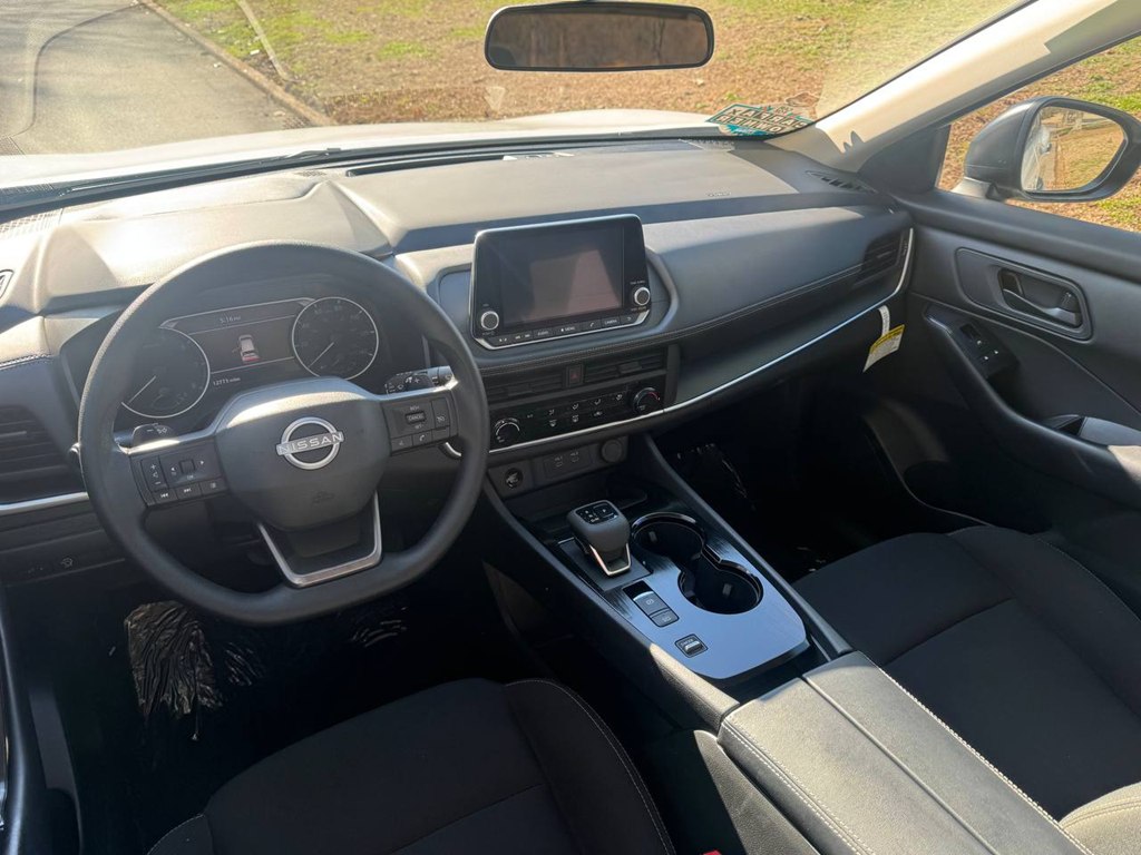 Photo 34 of this NISSAN ROGUE