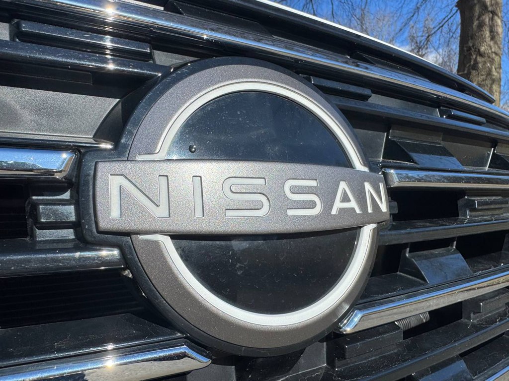 Photo 48 of this NISSAN ROGUE