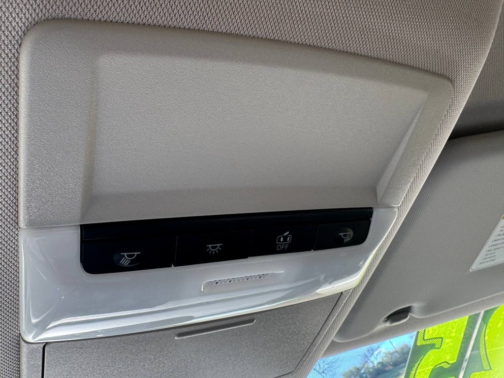 Photo 46 of this NISSAN ROGUE