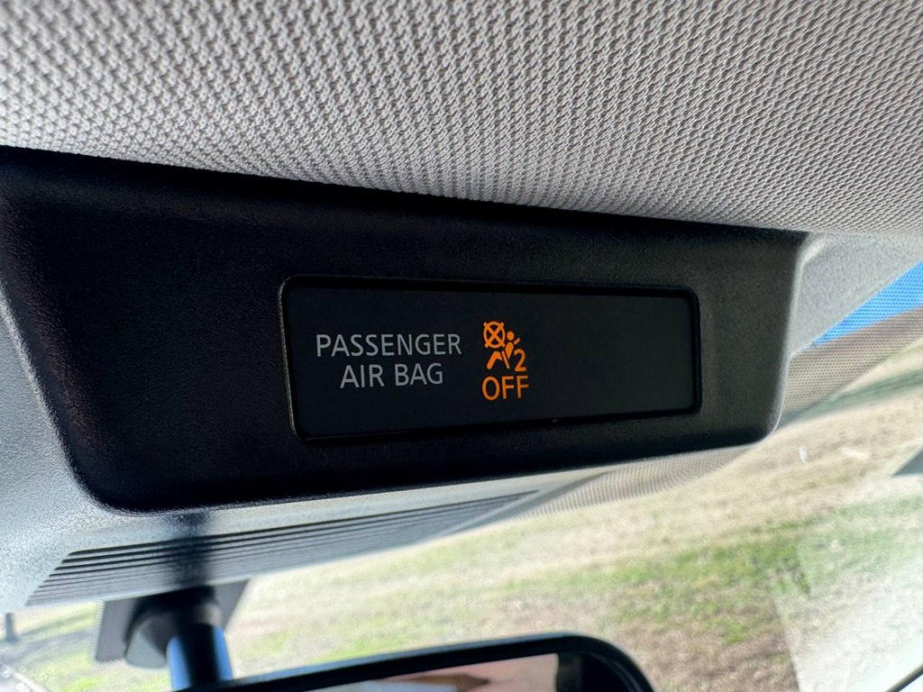 Photo 43 of this NISSAN ROGUE