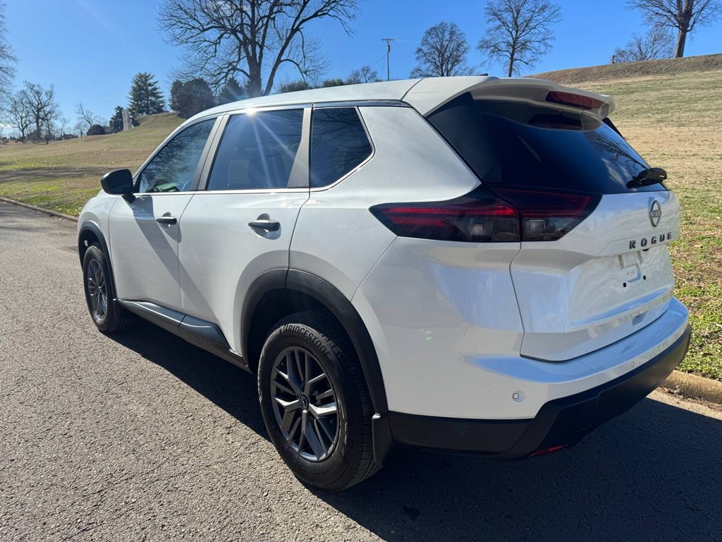 Photo 4 of this NISSAN ROGUE