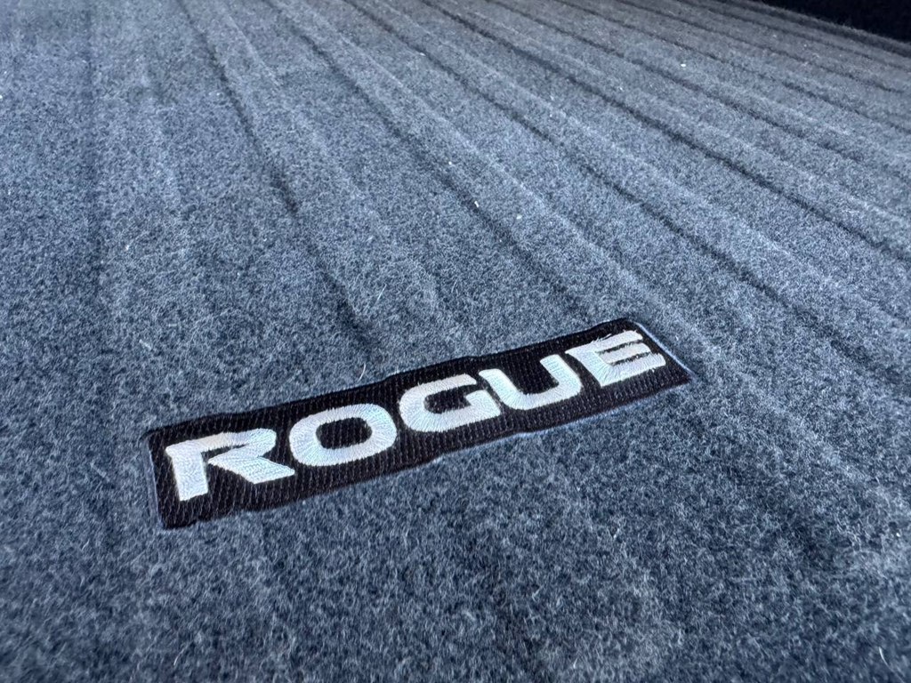 Photo 19 of this NISSAN ROGUE