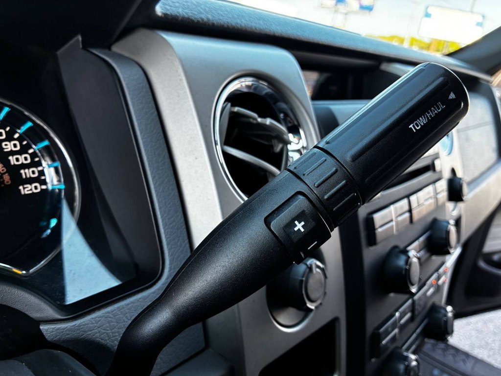 Photo 17 of this FORD F150