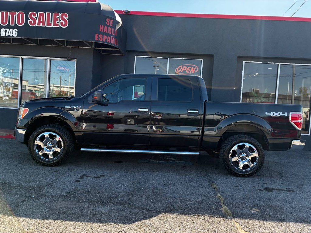 Photo 3 of this FORD F150