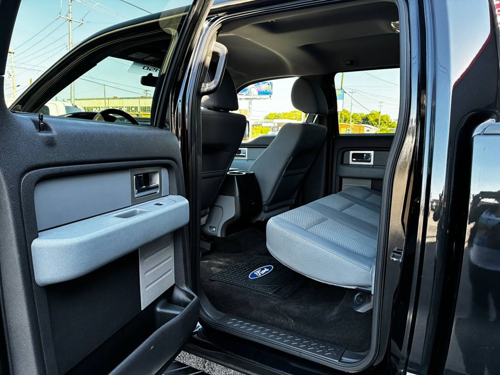 Photo 9 of this FORD F150