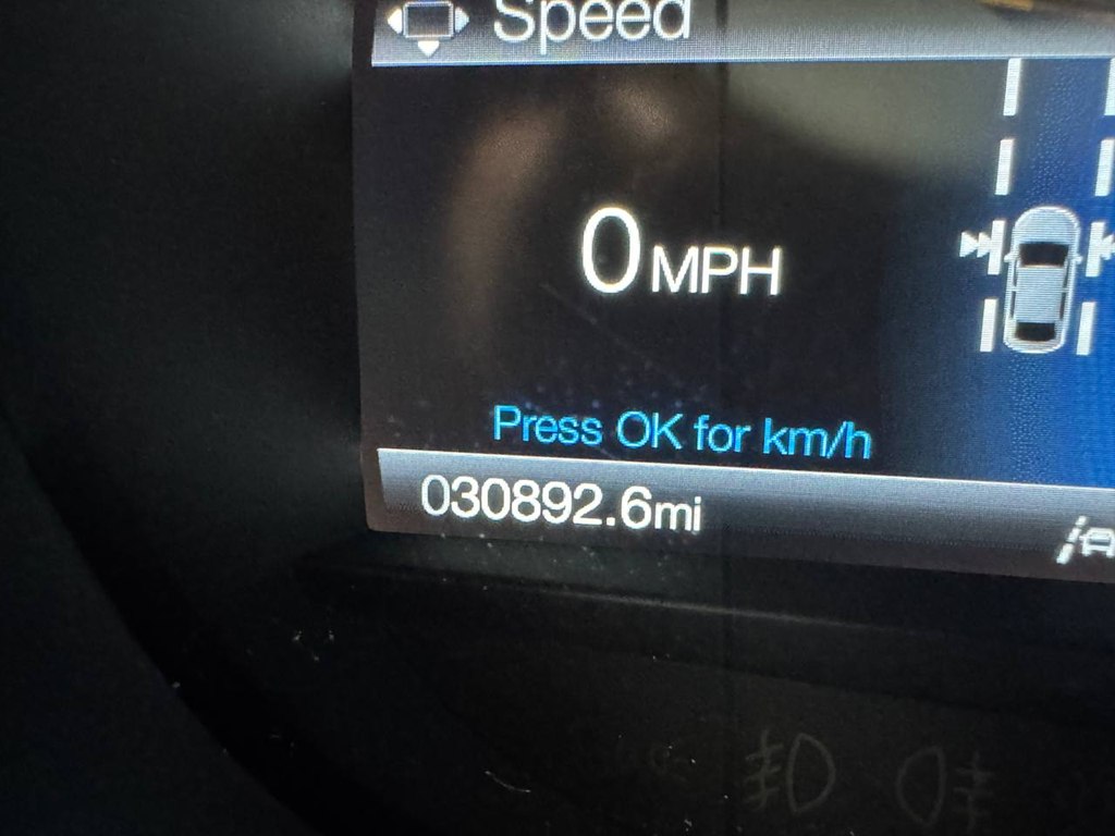 Photo 53 of this FORD EDGE