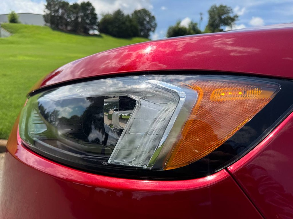 Photo 35 of this FORD EDGE