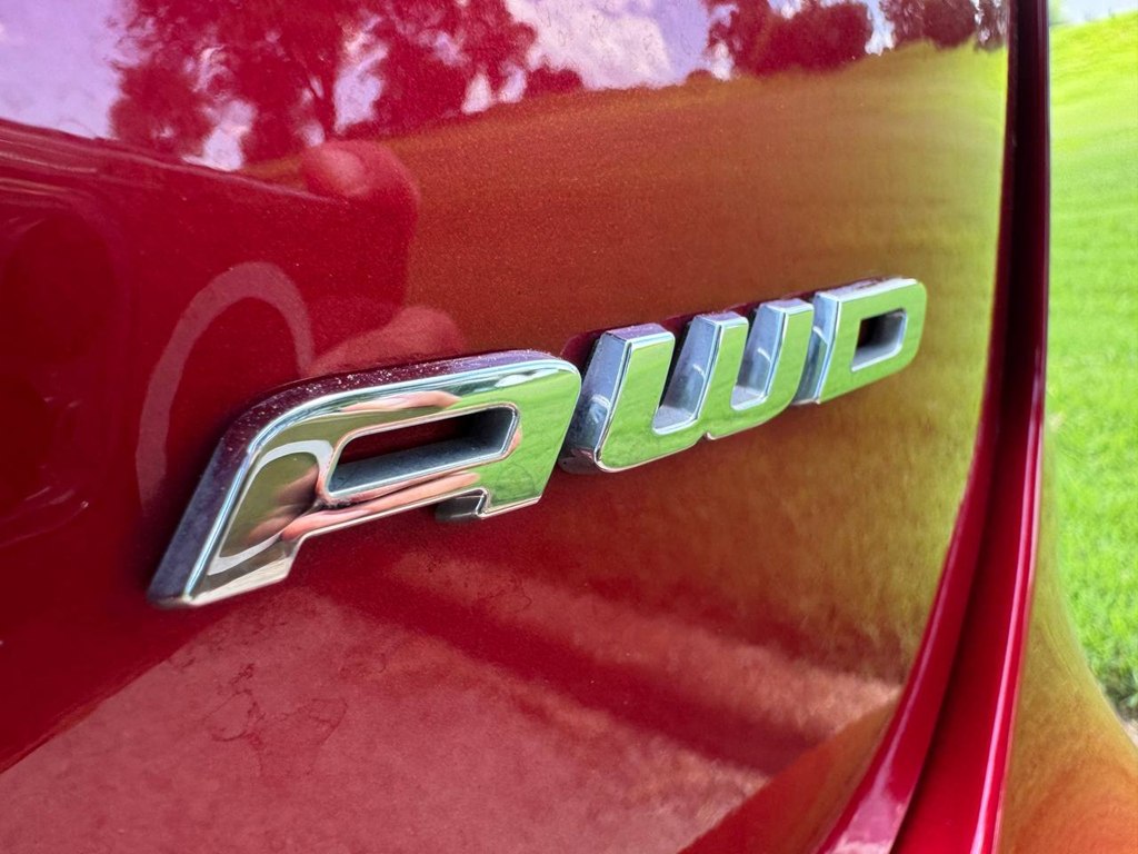 Photo 58 of this FORD EDGE