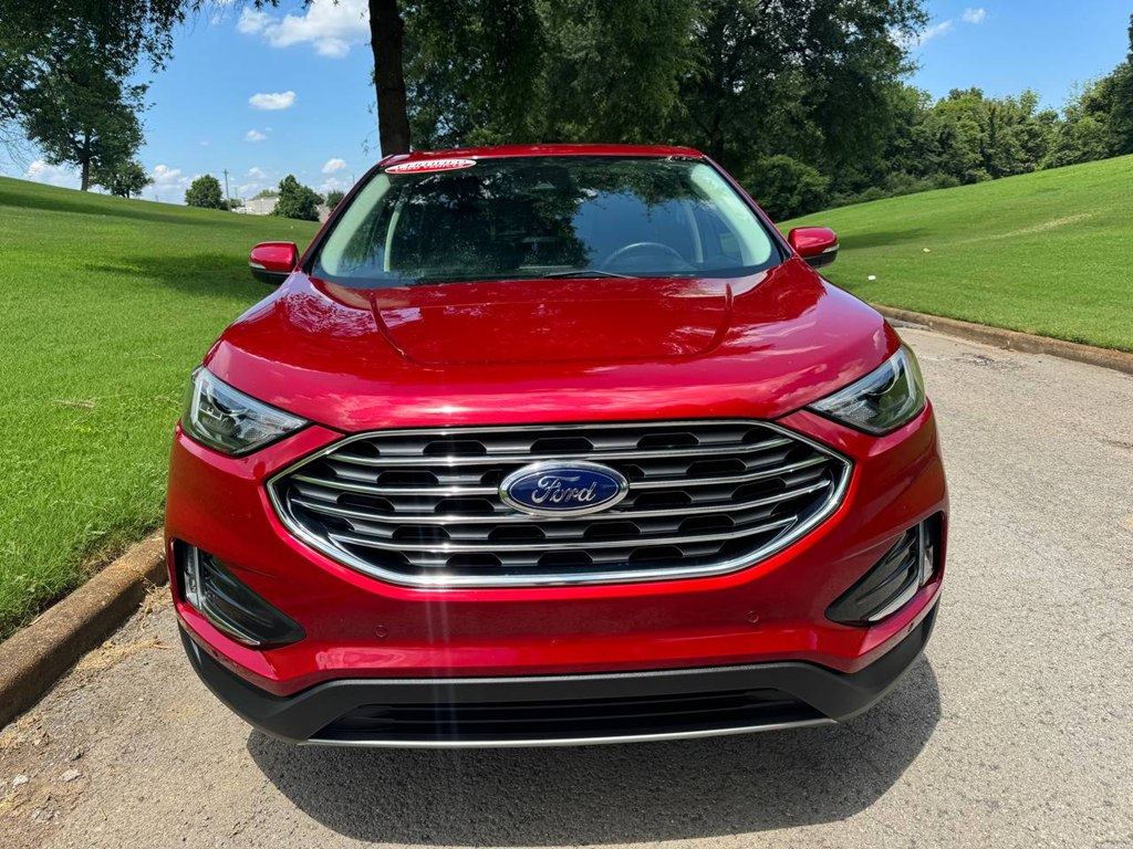 Photo 8 of this FORD EDGE
