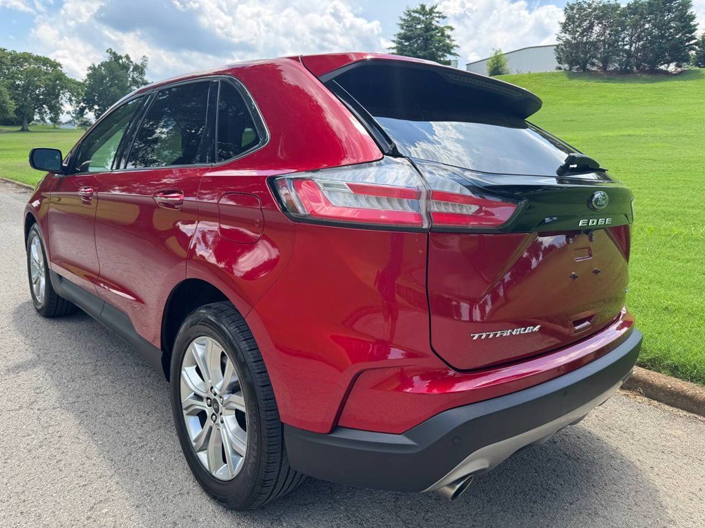 Photo 4 of this FORD EDGE
