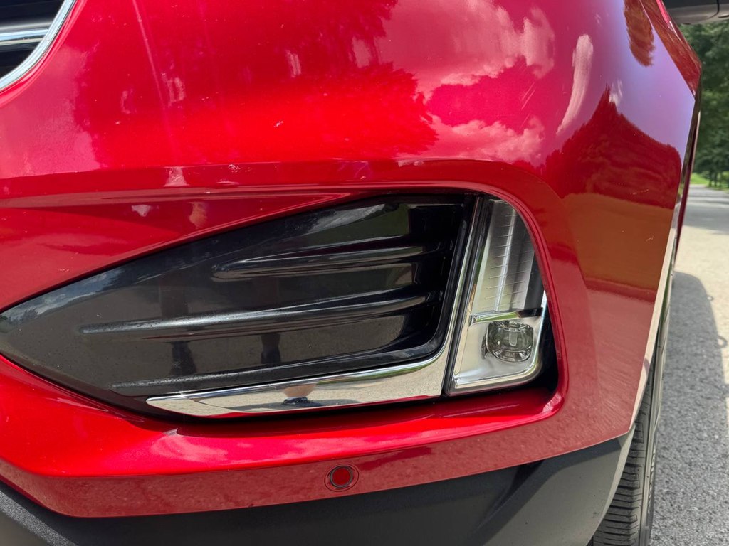 Photo 9 of this FORD EDGE