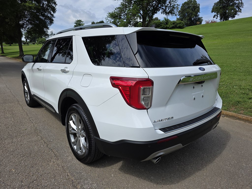 Photo 4 of this FORD EXPLORER