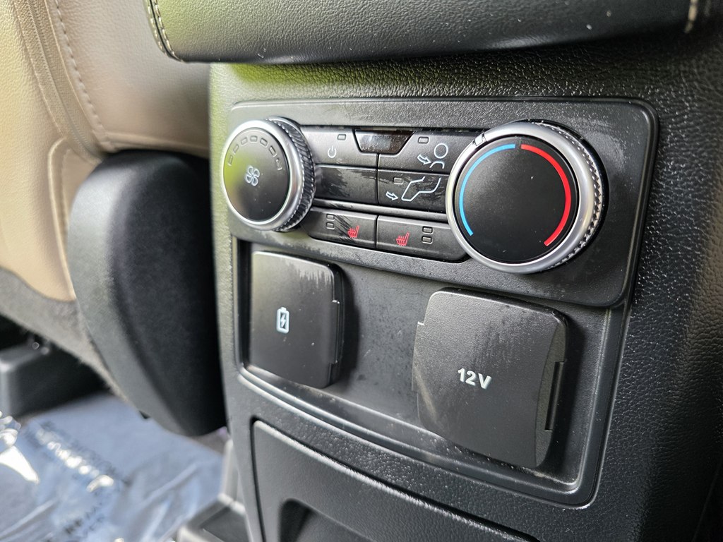 Photo 41 of this FORD EXPLORER