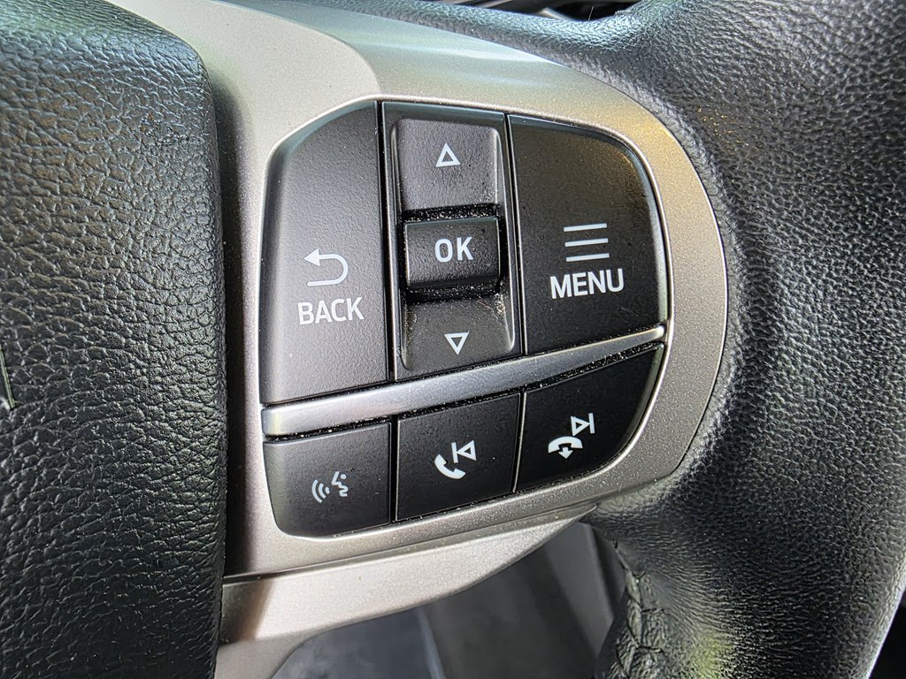 Photo 22 of this FORD EXPLORER