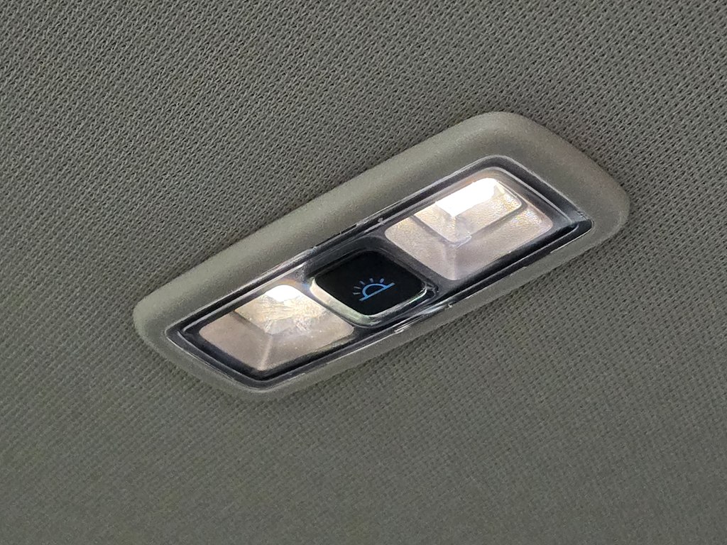 Photo 51 of this FORD EXPLORER