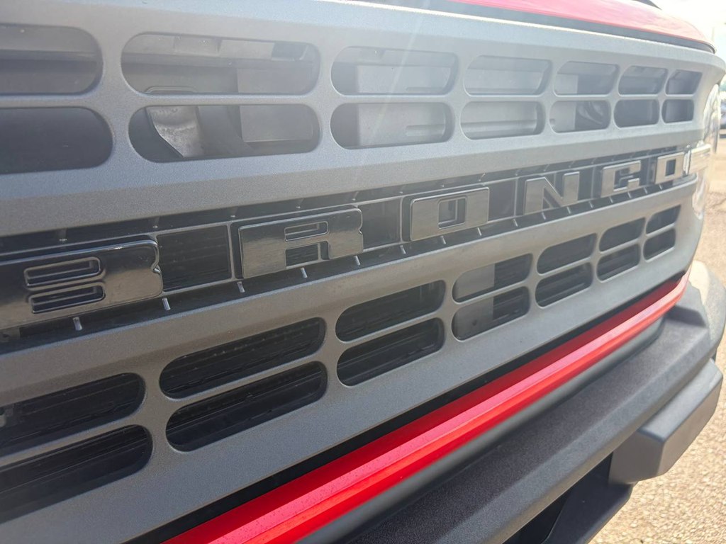 Photo 37 of this FORD BRONCO