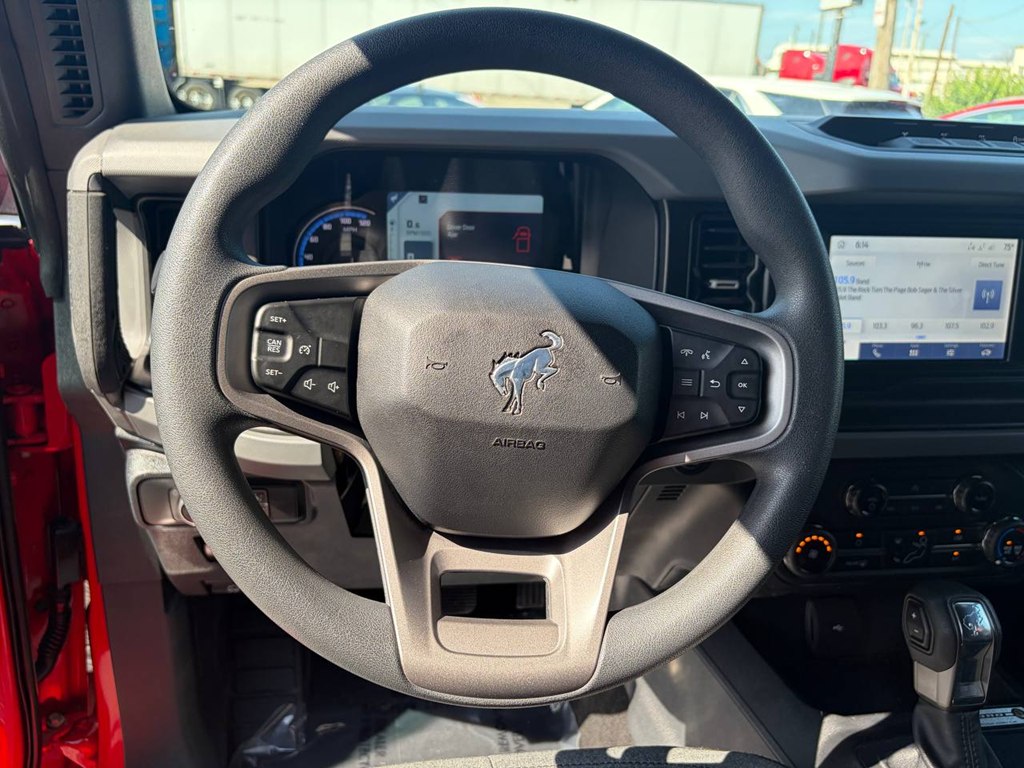Photo 17 of this FORD BRONCO