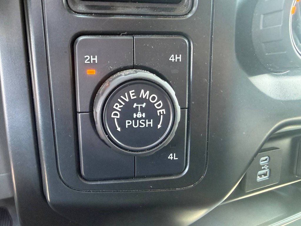Photo 22 of this FORD F150